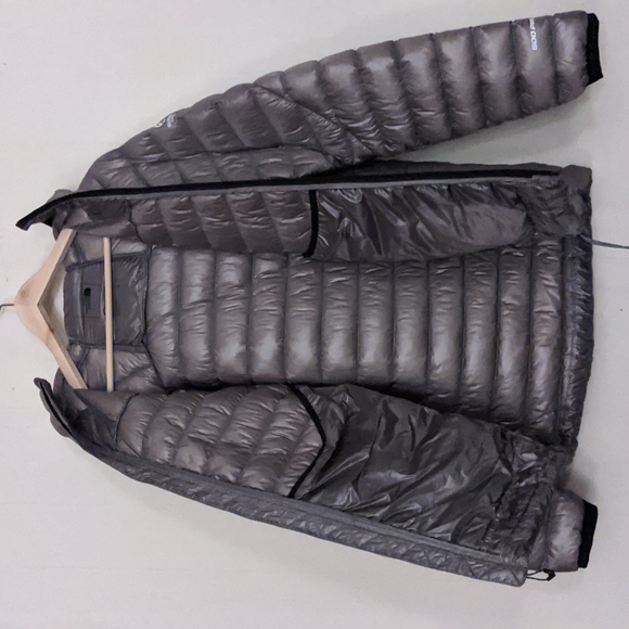 Men's large - The North Face Summit Series jacket - Silver - Picture 6 of 7